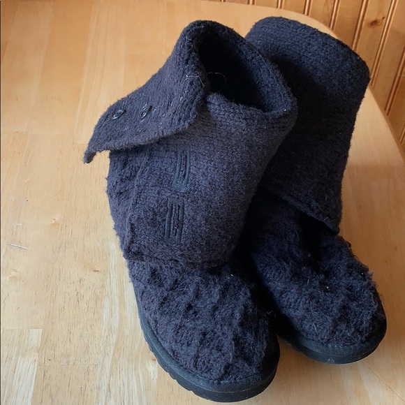 UGG Shoes - Uggs Black - Hardly Worn
